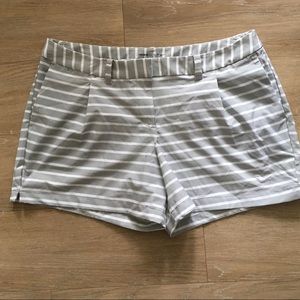 Nike Women’s Golf Shorts